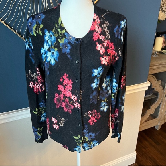 100% Cashmere Floral Black Sweater - Picture 1 of 7